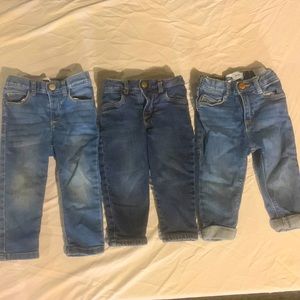 3 old navy boyfriend jeans size 12-18 months girls.